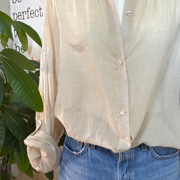 Cream Boho / Cowgirl Light Weight Button-Up Women's Top 🤩 - Picture 3 of 10